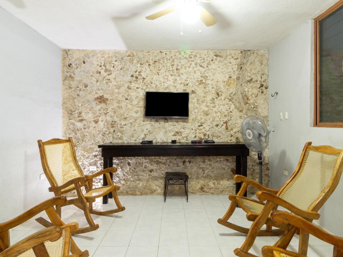Hotel Aventura Mérida Εξωτερικό φωτογραφία